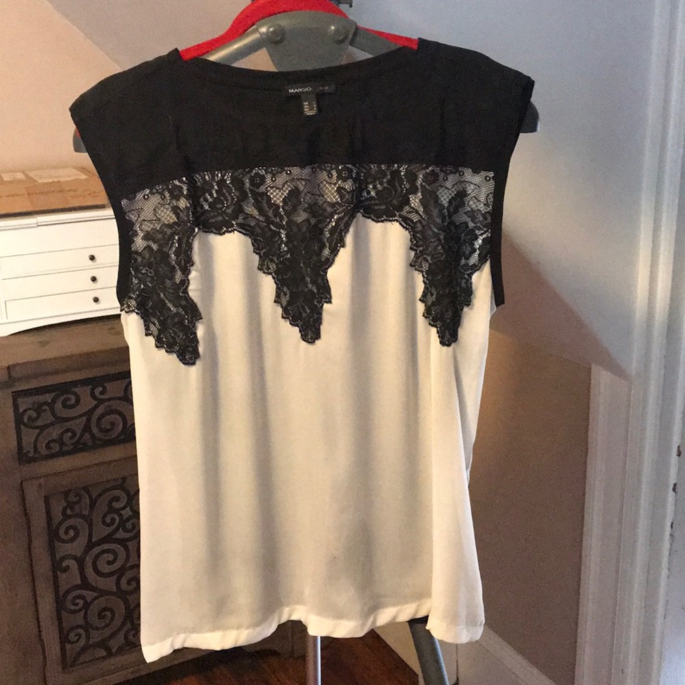 Mango shirt with black lace
